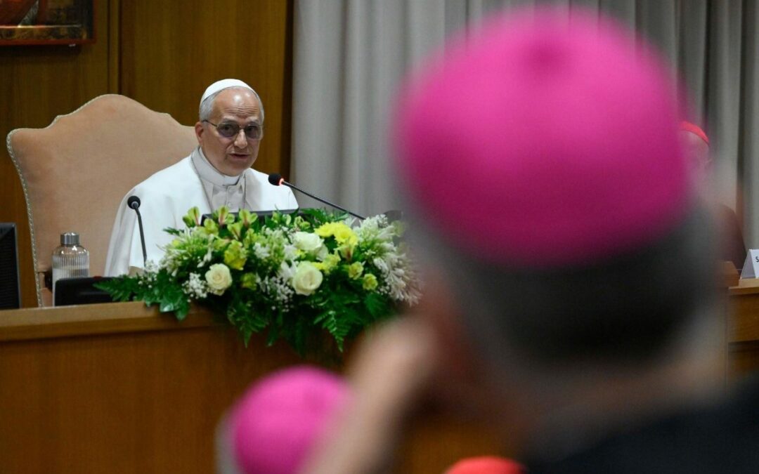 El Papa León XIV pide «desarmar» la Inteligencia Artificial para evitar que se convierta en una amenaza para la paz mundial