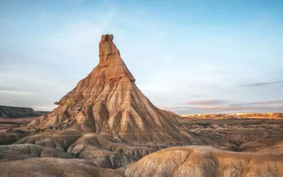 La Reserva de la Biosfera de 390 km² que parece un desierto: barrancos, castillos de tierra y una tradición ganadera de siglos