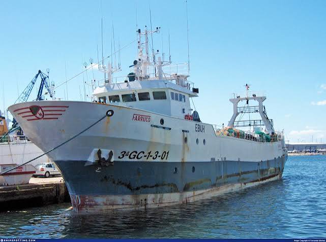 Pesca ilegal: sancionaron con casi dos mil millones de pesos a un nuevo buque extranjero que operaba en la zona económica argentina