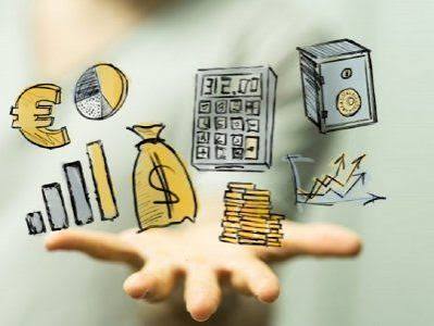 El Gobierno y los bancos se unen para llevar la educación financiera a las aulas de todo el país